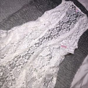 NWT White Lace Sarah